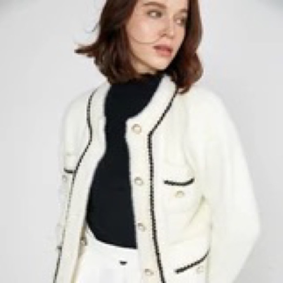 SOLD - Yasmina White Drop Shoulder Chunky Knit Cardigan - One Size / White - Picture 1 of 5